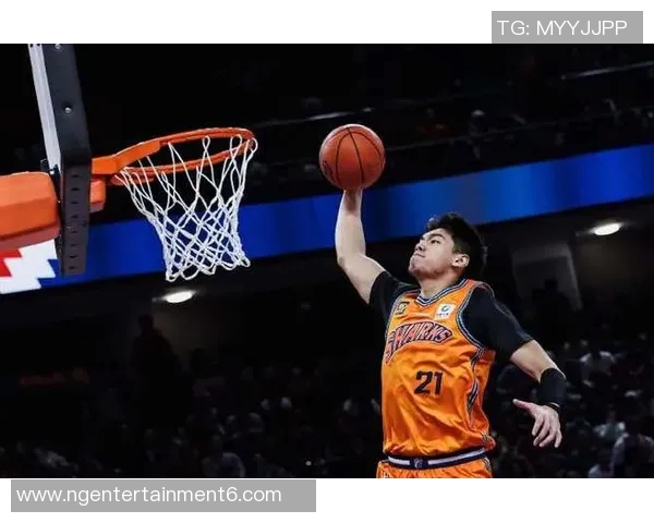 上海外援洛夫顿荣膺CBA常规赛最佳国际球员称号引发热议 上海外援洛夫顿荣膺CBA常规赛最佳国际球员称号引发热议